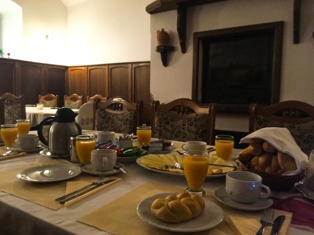 Pension U Dvou čápů Chocerady Exteriér fotografie